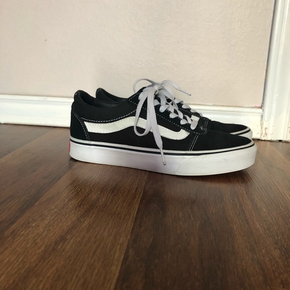 vans ward lo suede sneaker